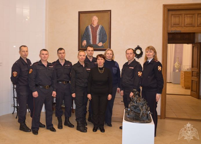 сотрудники управления вневедомственной охраны посетили музей имени вадима орлова