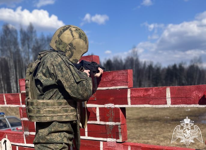 В ЯРОСЛАВЛЕ СРЕДИ РОСГВАРДЕЙЦЕВ СОСТОЯЛИСЬ ОТБОРОЧНЫЕ СОРЕВАНИЯ ПО СТРЕЛЬБЕ