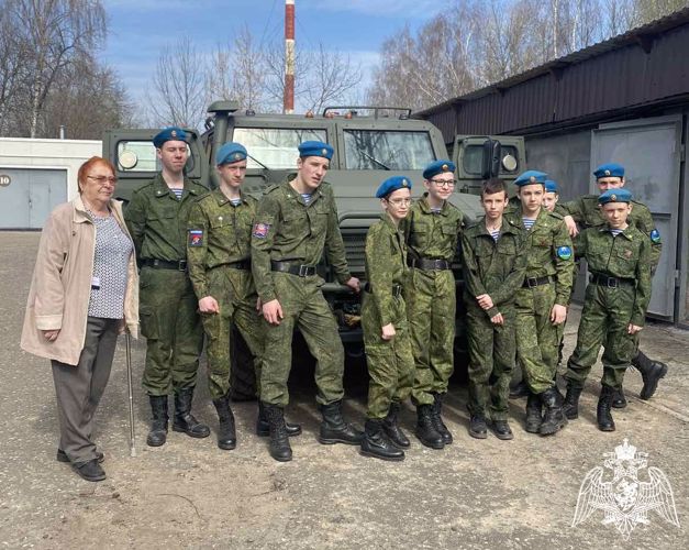 В ЯРОСЛАВЛЕ РОСГВАРДЕЙЦЫ ПРОВЕЛИ ТЕМАТИЧЕСКИЕ ВСТРЕЧИ С  ПОДРАСТАЮЩИМ ПОКОЛЕНИЕМ