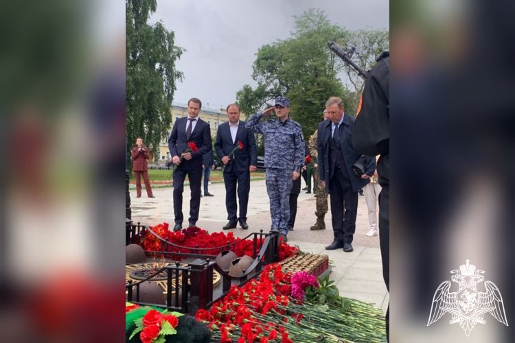 Ярославские росгвардейцы почтили память погибших в годы Великой Отечественной войны