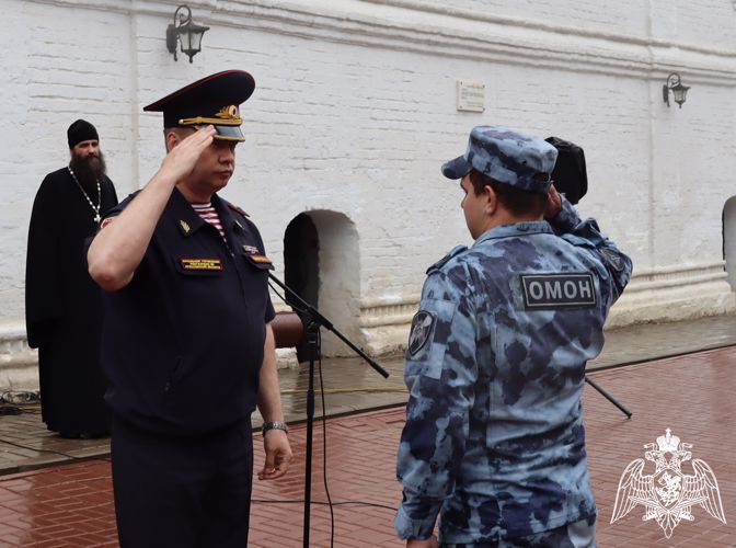 ГОСУДАРСТВЕННЫЕ НАГРАДЫ ВРУЧЕНЫ ЯРОСЛАВСКИМ РОСГВАРДЕЙЦАМ
