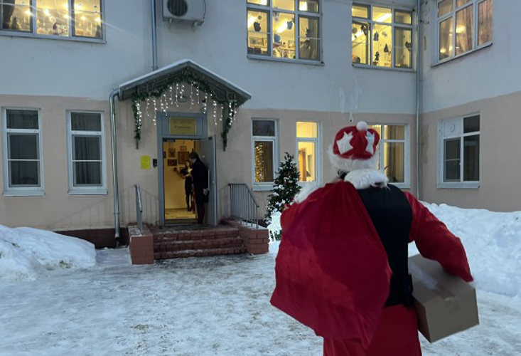 Ярославские росгвардейцы поздравили воспитанников подшефного детского дома