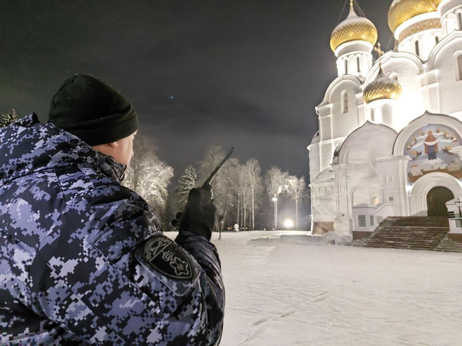 Росгвардия обеспечила правопорядок и безопасность в праздник Рождества Христова в Ярославской области