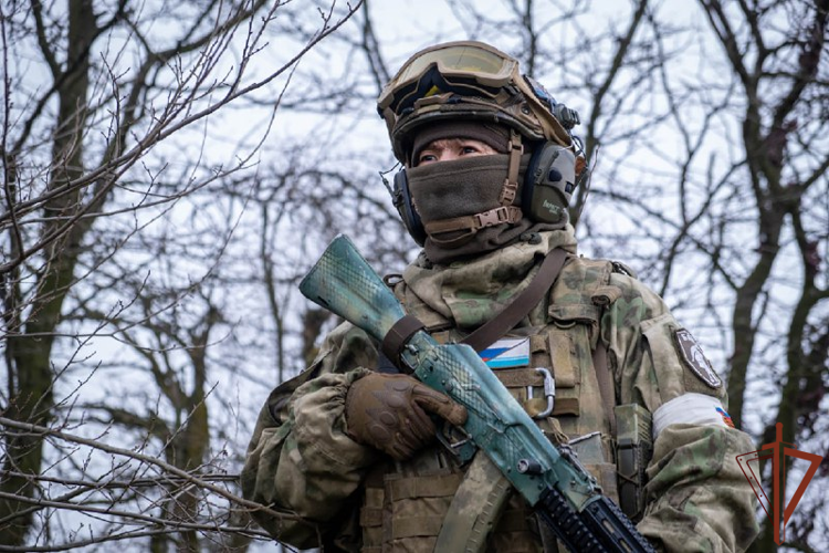 Династия росгвардейцев выполняет задачи на полях СВО (Видео)