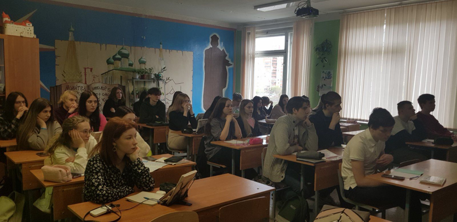 В подшефной Росгвардии школе прошёл урок мужества, посвящённый годовщине катастрофы на Чернобыльской АЭС