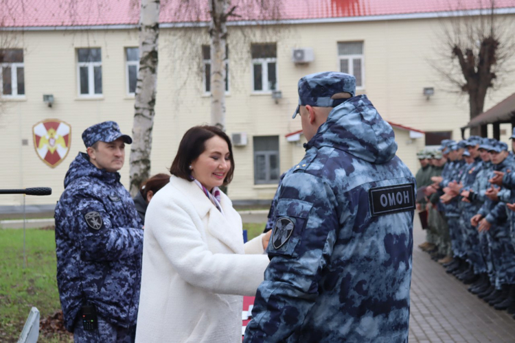 В Ярославле вручили государственные награды росгвардейцам-участникам специальной военной операции