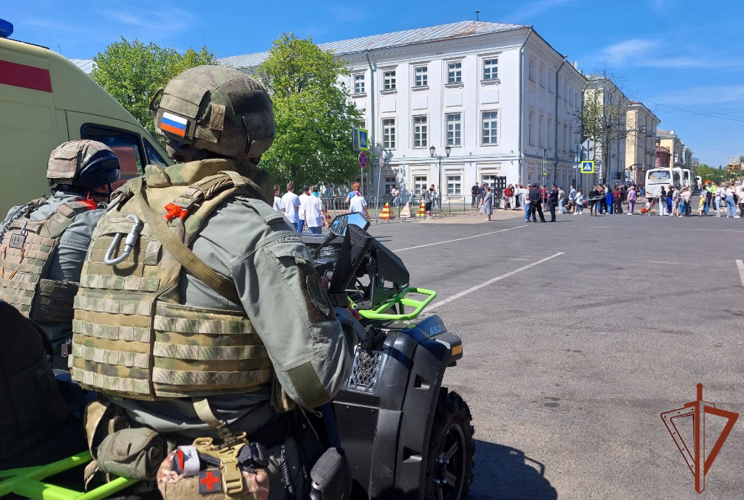 Росгвардия обеспечила безопасность в День города Ярославля