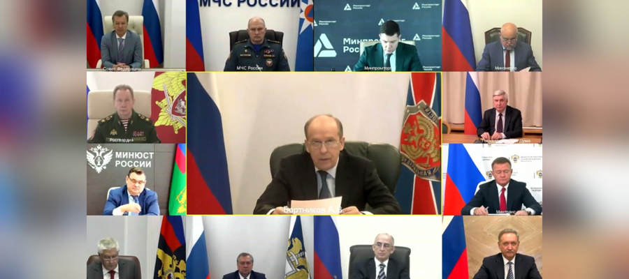Директор Росгвардии генерал армии Виктор Золотов принял участие в заседании НАК России