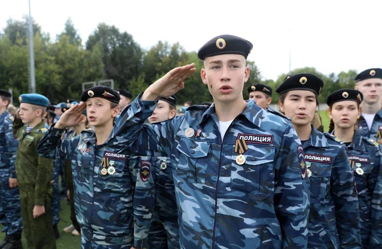 Росгвардейцы почтили память сотрудников и военнослужащих, погибших при исполнении служебных обязанностей