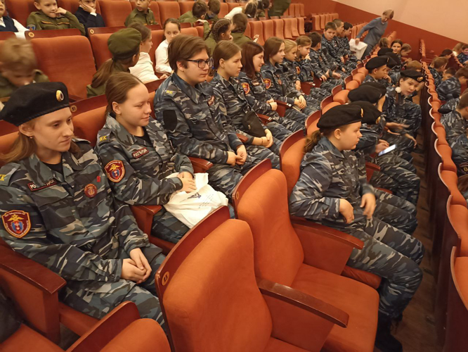 В Ярославле ученики подшефной Росгвардии школы стали участниками регионального форума правоохранительной направленности