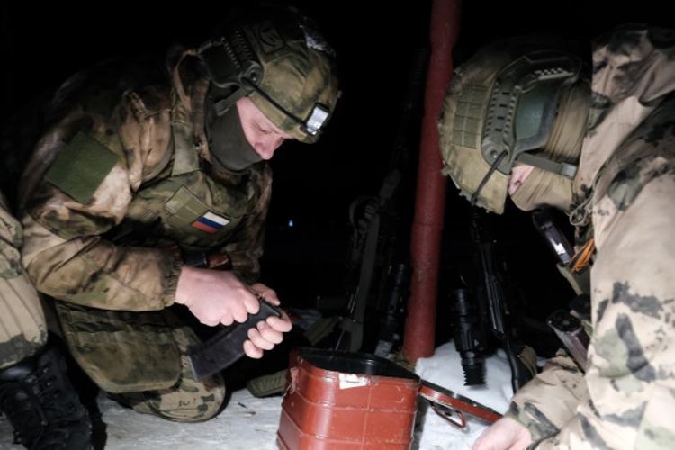 Соревнования по стрельбе с тепловизионным прицелом среди сотрудников Росгвардии состоялись в Ярославле 