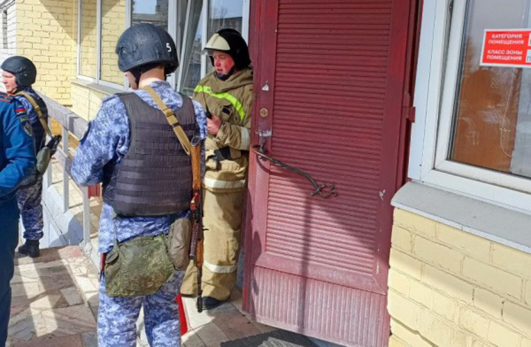 Росгвардейцы провели пожарно-тактическую тренировку в Ярославле