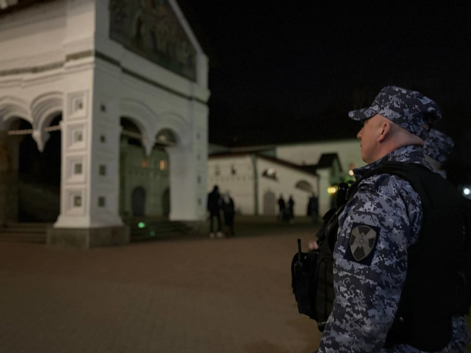 Росгвардия обеспечила безопасность во время празднования Пасхи в Ярославле