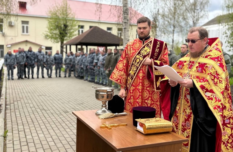 В Ярославле росгвардейцы почтили память Георгия Победоносца