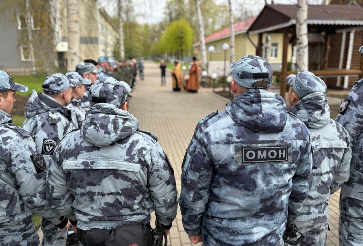 В Ярославле росгвардейцы почтили память Георгия Победоносца