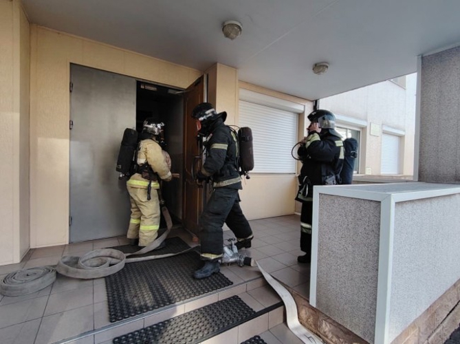  Росгвардейцы провели пожарно-тактическую тренировку в Ярославле