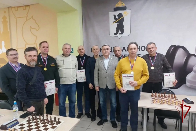 В Ярославле росгвардеец стал победителем ветеранского шахматного турнира