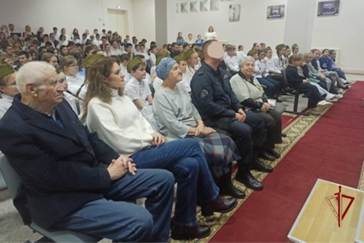 Росгвардейцы приняли участие в военно-патриотических конкурсах среди школьников