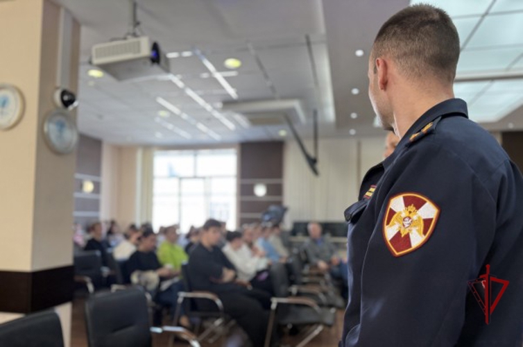 Сотрудники регионального управления провели встречи со студентами 