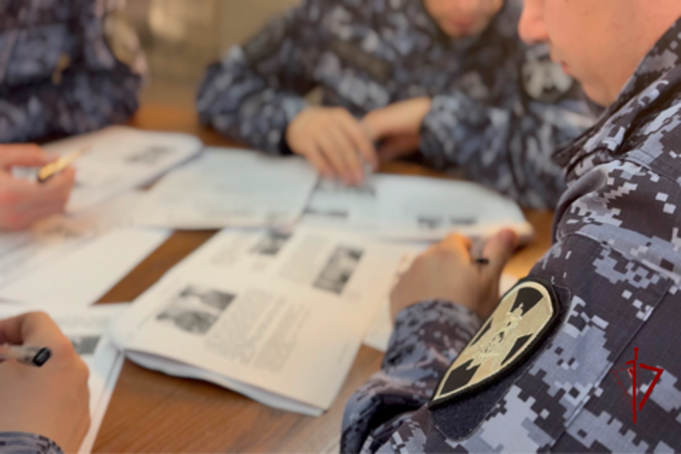 Росгвардейцы присоединились к акции «Диктант Победы» в Ярославле