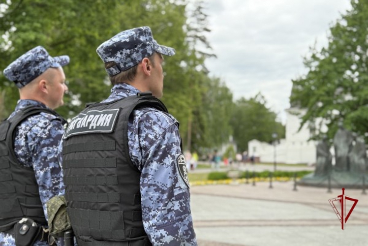 Росгвардейцы обеспечили безопасность во время празднования Дня города Ярославля 