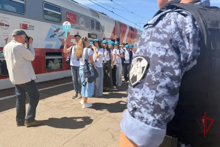 Росгвардейцы обеспечили безопасность пребывания "Поезда Памяти" в Ярославле