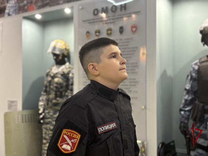 В Ярославле росгвардейцы исполнили мечту юного участника кадетского движения