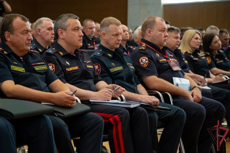 Руководитель управления вневедомственной охраны Росгвардии по Ярославской области принял участие во Всероссийском совещании-семинаре в Нижнем Новгороде (видео)