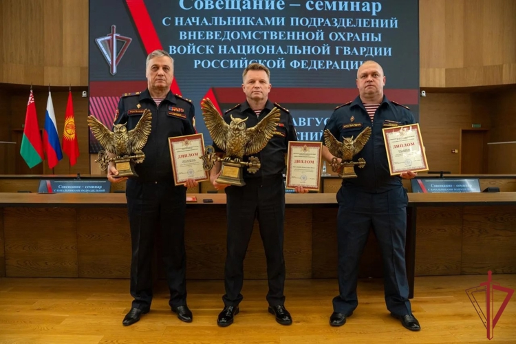Руководитель управления вневедомственной охраны Росгвардии по Ярославской области принял участие во Всероссийском совещании-семинаре в Нижнем Новгороде (видео)
